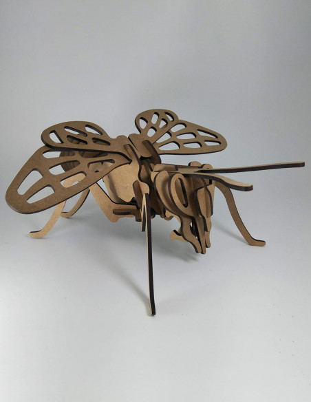 Abeja de madera