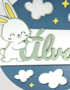 Placa con nombre, nubes y conejito 2