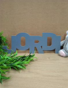 Comprar nombres personalizados en madera 2