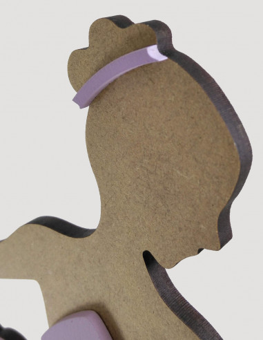 Bailarina de madera con nombre