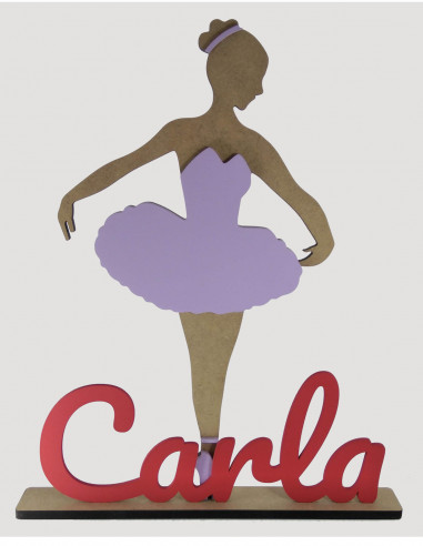 Bailarina de madera con nombre